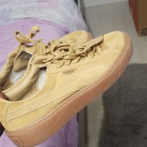 Puma sneakers
